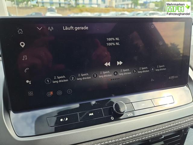 Nissan Qashqai 1.3 DIG-T MHEV 158 PS X-Tronic N-Design PanoDach Teil-Leder Klimaautomatik Sitzheizung Lenkradheizung Navi ACC PDC v+h 360&deg;Kamera DAB Bluetooth Touchscreen Apple CarPlay Android Auto 19"Zoll 