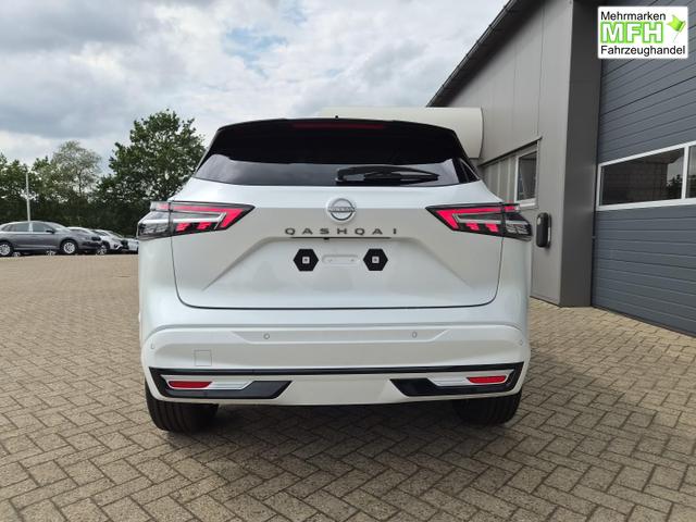 Nissan Qashqai 1.3 DIG-T MHEV 158 PS X-Tronic N-Design PanoDach Teil-Leder Klimaautomatik Sitzheizung Lenkradheizung Navi ACC PDC v+h 360&deg;Kamera DAB Bluetooth Touchscreen Apple CarPlay Android Auto 19"Zoll 