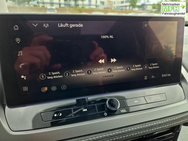 Nissan Qashqai 1.3 DIG-T MHEV 158 PS X-Tronic N-Design PanoDach Teil-Leder Klimaautomatik Sitzheizung Lenkradheizung Navi ACC PDC v+h 360&deg;Kamera DAB Bluetooth Touchscreen Apple CarPlay Android Auto 19"Zoll 