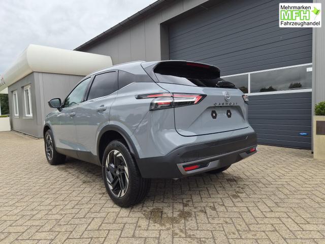 Nissan Qashqai 1.3 DIG-T MHEV 158 PS X-Tronic N-Connecta Teil-Leder PanoGlasdach Klimaautomatik Sitzheizung Lenkradheizung Navi ACC PDC v+h 360&deg;Kamera DAB Bluetooth Touchscreen Apple CarPlay Android Auto 18"LM 