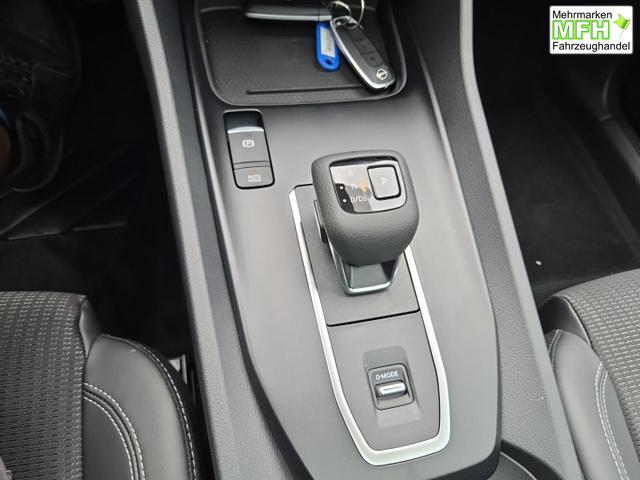 Nissan Qashqai 1.3 DIG-T MHEV 158 PS X-Tronic N-Connecta Teil-Leder PanoGlasdach Klimaautomatik Sitzheizung Lenkradheizung Navi ACC PDC v+h 360&deg;Kamera DAB Bluetooth Touchscreen Apple CarPlay Android Auto 18"LM 