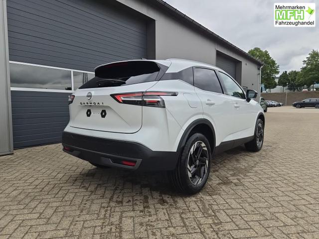 Nissan Qashqai 1.3 DIG-T MHEV 158 PS X-Tronic N-Connecta Teil-Leder PanoGlasdach Klimaautomatik Sitzheizung Lenkradheizung Navi ACC PDC v+h 360&deg;Kamera DAB Bluetooth Touchscreen Apple CarPlay Android Auto 18"LM 
