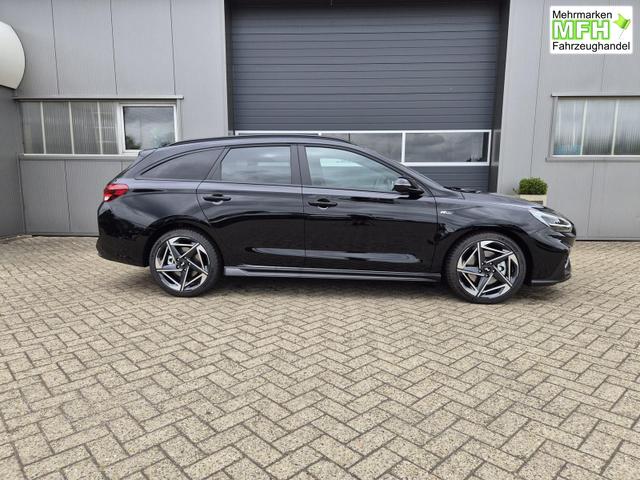 Hyundai i30 Kombi 1.6 T-GDI 150PS Automatik N-Line Sitzheizung Lenkradheizung Klimaautomatik Navi 10,3"-Touchscreen Bluelink Apple CarPlay + Android Auto PDC v+h R&uuml;ckf.Kamera 18-LM 