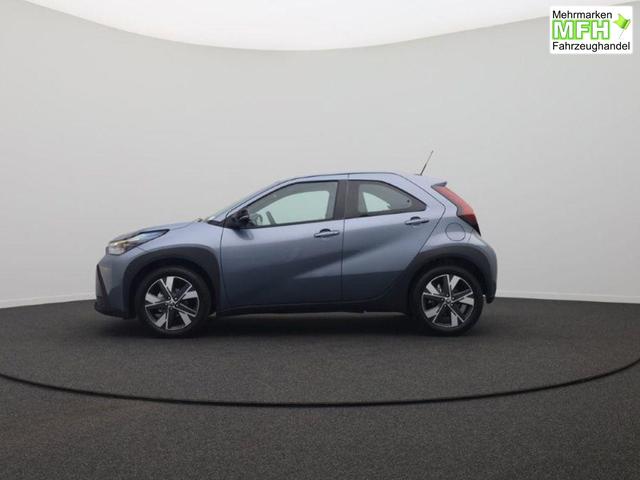 Toyota Aygo X Pure 1.5 Hybrid 116PS Automatik Sitzheizung Klimaautomatik R&uuml;ckf.Kamera AbstandsTempomat Nebelscheinw. Multifunktionslenkrad Bluetooth Touchscreen Apple CarPlay + Android Auto 2xKeyless 