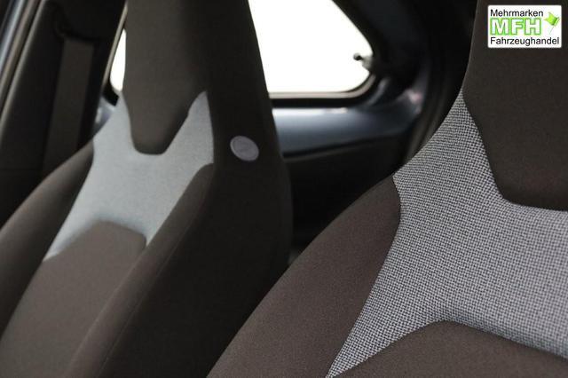 Toyota Aygo X Pure 1.5 Hybrid 116PS Automatik Sitzheizung Klimaautomatik R&uuml;ckf.Kamera AbstandsTempomat Nebelscheinw. Multifunktionslenkrad Bluetooth Touchscreen Apple CarPlay + Android Auto 2xKeyless 