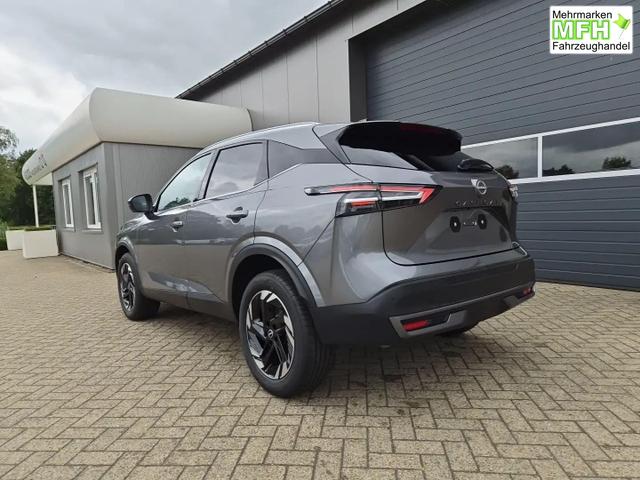 Nissan Qashqai 1.3 DIG-T MHEV 158 PS X-Tronic N-Connecta Teil-Leder PanoGlasdach Klimaautomatik Sitzheizung Lenkradheizung Navi ACC PDC v+h 360&deg;Kamera DAB Bluetooth Touchscreen Apple CarPlay Android Auto 18"LM 