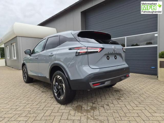 Nissan Qashqai 1.3 DIG-T MHEV 158 PS X-Tronic N-Connecta Teil-Leder PanoGlasdach Klimaautomatik Sitzheizung Lenkradheizung Navi ACC PDC v+h 360&deg;Kamera DAB Bluetooth Touchscreen Apple CarPlay Android Auto 18"LM 