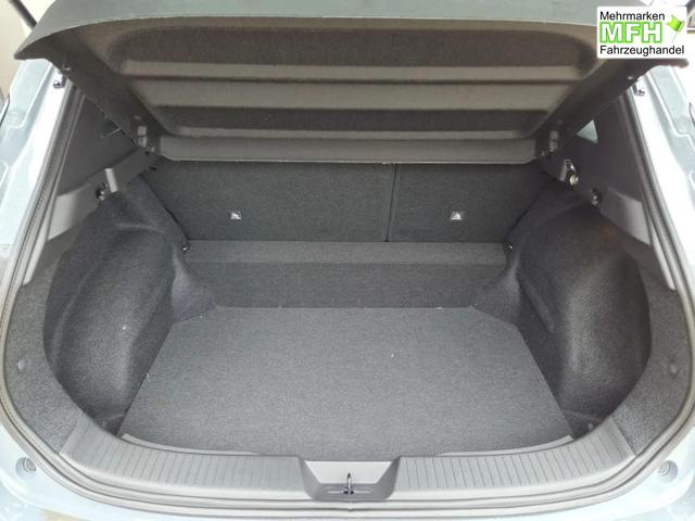 Nissan Qashqai 1.3 DIG-T MHEV 158 PS X-Tronic N-Connecta Teil-Leder PanoGlasdach Klimaautomatik Sitzheizung Lenkradheizung Navi ACC PDC v+h 360&deg;Kamera DAB Bluetooth Touchscreen Apple CarPlay Android Auto 18"LM 