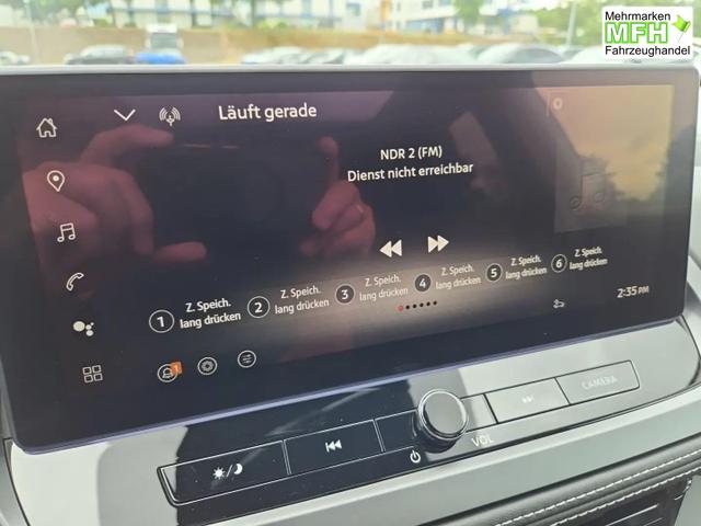 Nissan Qashqai 1.3 DIG-T MHEV 158 PS X-Tronic N-Connecta Teil-Leder PanoGlasdach Klimaautomatik Sitzheizung Lenkradheizung Navi ACC PDC v+h 360&deg;Kamera DAB Bluetooth Touchscreen Apple CarPlay Android Auto 18"LM 