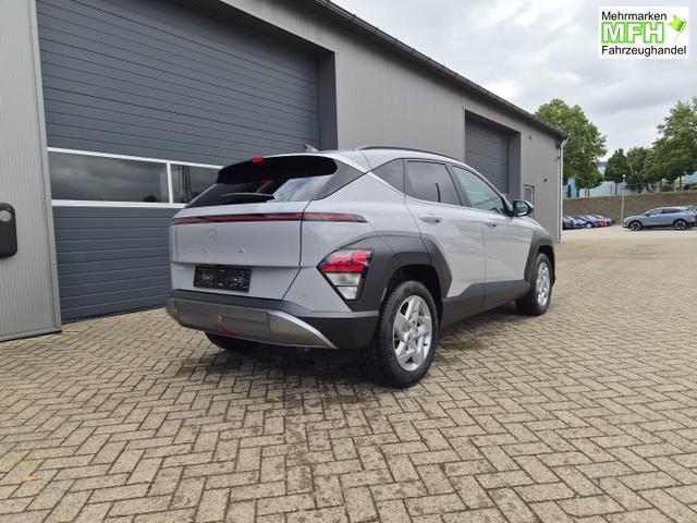 Hyundai KONA Trend 1.6 T-GDI 150PS Automatik Voll-LED-Scheinw. Sitzheizung Lenkradheizung ACC Klimaautomatik Navi Touchscreen DAB+ Apple CarPlay + Android Auto PDC v+h R&uuml;ckf.Kamera 2xKeyless 17-LM 