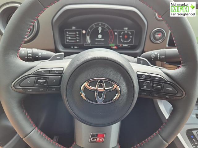 Toyota GR Yaris 1.6 Turbo 280PS Automatik 4x4 High Performance Klimaautomatik Lenkradheizung Sitzheizung JBL Premiumsound Navi Bluetooth DAB Apple CarPlay Android Auto2x Keyless ACC R&uuml;ckf.Kamera PDC v+h 18-LM 