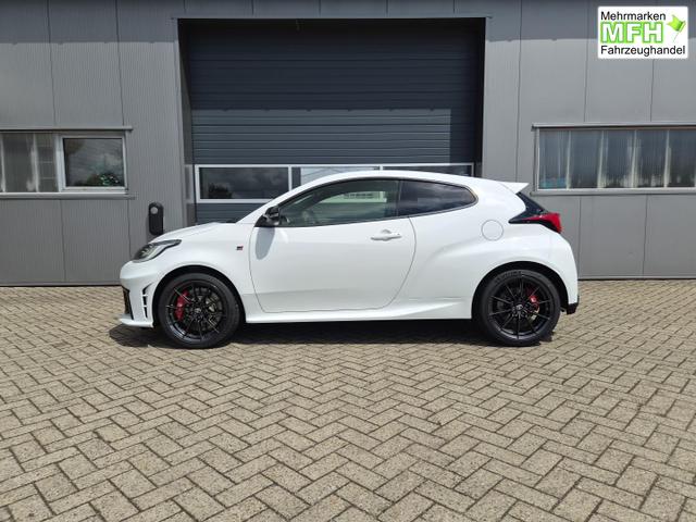 Toyota GR Yaris 1.6 Turbo 280PS Automatik 4x4 High Performance BBS Felgen Klimaautomatik Lenkradheizung Sitzheizung JBL Premiumsound Navi Bluetooth DAB Apple CarPlay Android Auto2x Keyless ACC R&uuml;ckf.Kamera PDC v+h 18-LM 