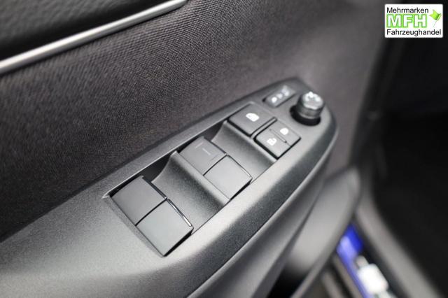 Toyota Yaris Cross 1.5-l 130PS HEV Automatik Style Matrix-LED 4xKamera elektr. Heckklappe Sitzheizung Lenkradheizung Klimaautomatik Navi Bluetooth wireless Apple CarPlay + Android Auto ACC PDC v+h 18"LM 