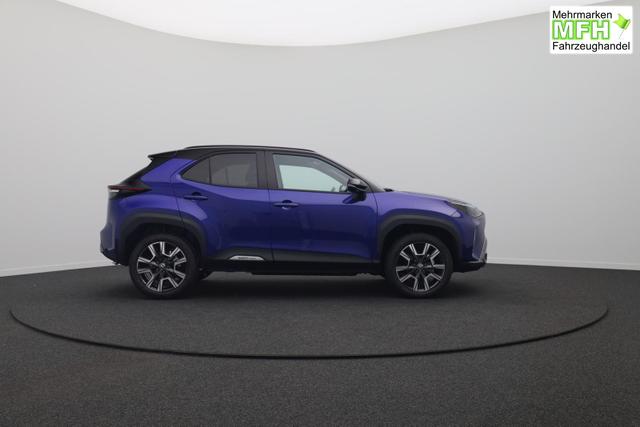 Toyota Yaris Cross 1.5-l 130PS HEV Automatik Style Matrix-LED 4xKamera elektr. Heckklappe Sitzheizung Lenkradheizung Klimaautomatik Navi Bluetooth wireless Apple CarPlay + Android Auto ACC PDC v+h 18"LM 