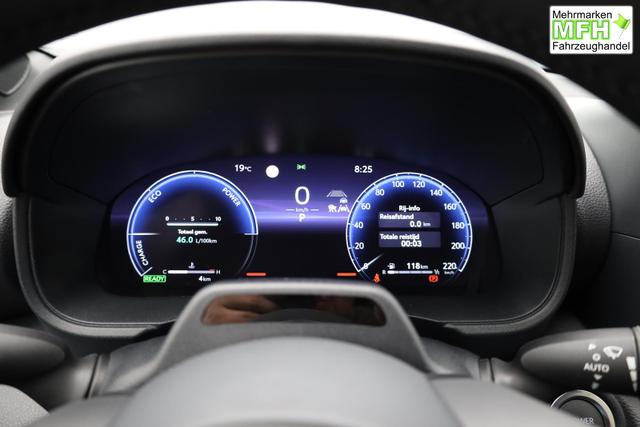 Toyota Yaris Cross 1.5-l 130PS HEV Automatik Style Matrix-LED 4xKamera elektr. Heckklappe Sitzheizung Lenkradheizung Klimaautomatik Navi Bluetooth wireless Apple CarPlay + Android Auto ACC PDC v+h 18"LM 
