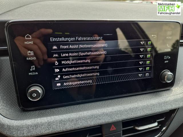 Skoda Scala 1.0 TSI 115PS DSG Selection AHK schwenkb. Klimaautomatik Sitzheizung PDC R&uuml;ckf.Kamera Apple CarPlay Android Auto 