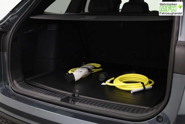Skoda Kodiaq Sportline 1.5 TSI 204PS PHEV DSG Sitzheizung v+h Frontscheibe beheizb. 20"LM schwenkb. AHK elektr. PanoDach Alcantara PDC R&uuml;ckf.Kamera Klimaautomatik Lenkradheizung Navi Apple CarPlay Android Auto 2xKeyless vollelektr. Reichweite 116KM 