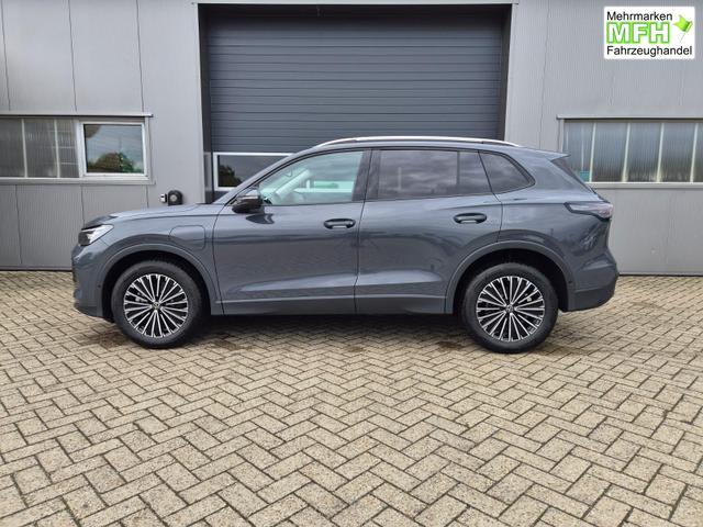 Volkswagen Tiguan Life 1,5 l eHybrid OPF 204PS DSG elekt.AHK Design Paket LED-Plus-Scheinw. elektr. Heckklappe Sitzheizung Lenkradheizung R&uuml;ckf.Kamera Klimaautomatik VW-Radio Bluetooth wireless Apple CarPlay + Android Auto PDC v+h ACC 2xKeyless Digital Cockpit 