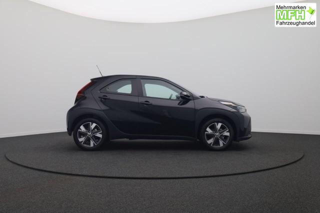 Toyota Aygo X Pure 1.5 Hybrid 116PS Automatik Sitzheizung Klimaautomatik R&uuml;ckf.Kamera AbstandsTempomat Nebelscheinw. Multifunktionslenkrad Bluetooth Touchscreen Apple CarPlay + Android Auto 2xKeyless 