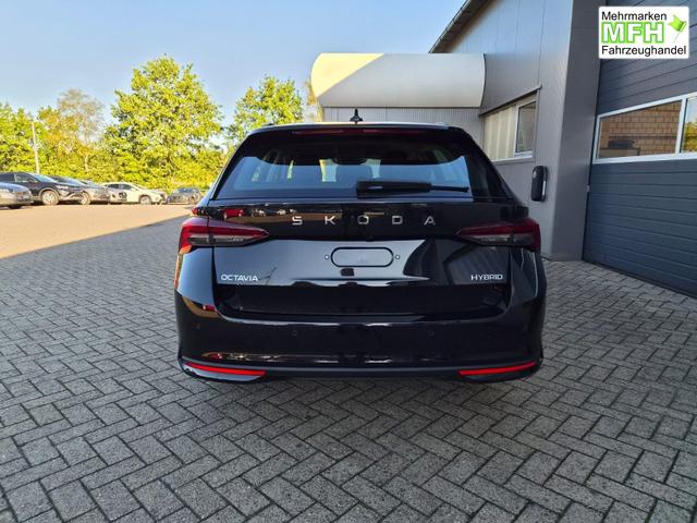 Skoda Octavia Combi 1.5 TSI 150PS m-HEV DSG Selection AHK Klimaautomatik PDC v+h R&uuml;ckf.Kamera Sitzheizung Apple CarPlay Android Auto 16"LM 