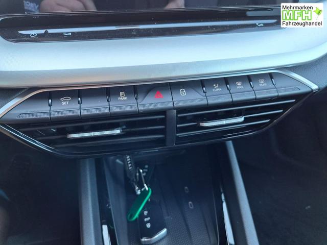 Skoda Octavia Combi 1.5 TSI 150PS m-HEV DSG Selection AHK Klimaautomatik PDC v+h R&uuml;ckf.Kamera Sitzheizung Apple CarPlay Android Auto 16"LM 