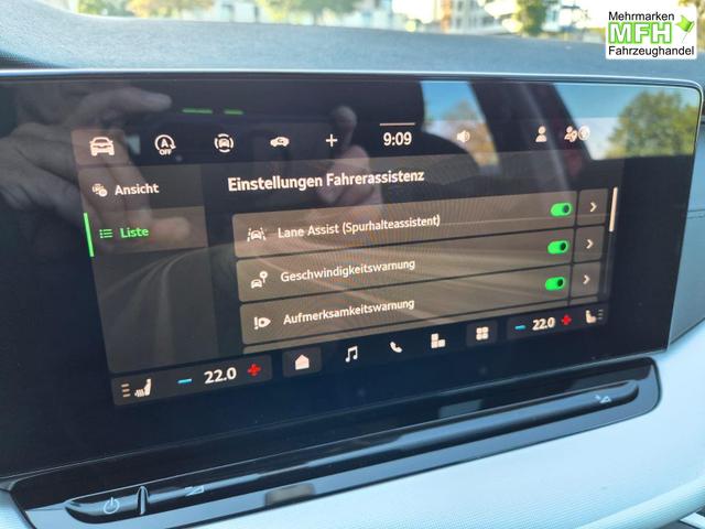 Skoda Octavia Combi 1.5 TSI 150PS m-HEV DSG Selection AHK Klimaautomatik PDC v+h R&uuml;ckf.Kamera Sitzheizung Apple CarPlay Android Auto 16"LM 