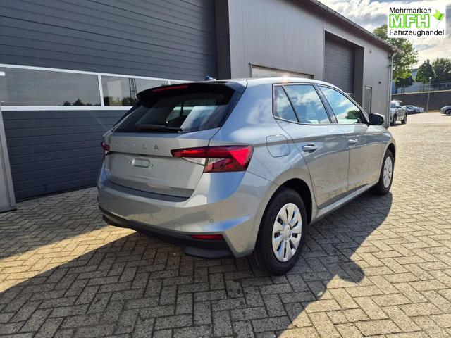 Skoda Fabia 1.0 TSI 95PS Selection 5-t&uuml;rig R&uuml;ckf.Kamera Parksensoren Sitzheizung Multifunktionslenkrad Klima Skoda-Radio Bluetooth Touchscreen Tempomat Nebelsch. Apple CarPlay + Android Auto 