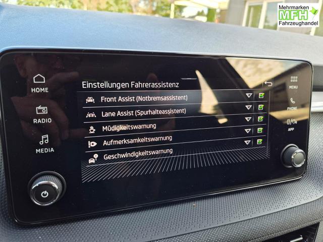 Skoda Fabia 1.0 TSI 95PS Selection 5-t&uuml;rig R&uuml;ckf.Kamera Parksensoren Sitzheizung Multifunktionslenkrad Klima Skoda-Radio Bluetooth Touchscreen Tempomat Nebelsch. Apple CarPlay + Android Auto 
