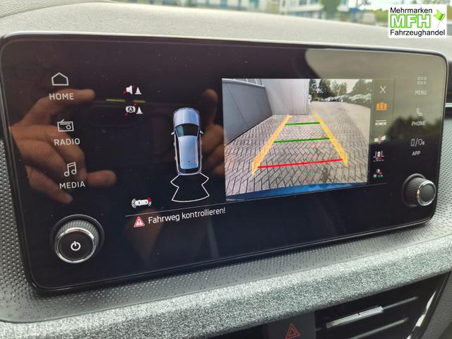 Skoda Kamiq 1.5 TSI 150PS DSG Selection Klimaautomatik Sitzheizung R&uuml;ckf.Kamera PDC Apple CarPlay + Android Auto Tempomat Garantieverl&auml;ngerung 16"LM 