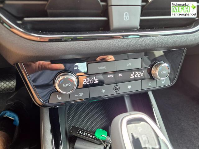 Skoda Kamiq 1.5 TSI 150PS DSG Selection AHK Klimaautomatik Sitzheizung R&uuml;ckf.Kamera PDC Apple CarPlay + Android Auto Tempomat Garantieverl&auml;ngerung 16"LM 