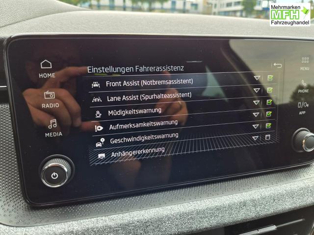 Skoda Kamiq 1.5 TSI 150PS DSG Selection AHK Klimaautomatik Sitzheizung R&uuml;ckf.Kamera PDC Apple CarPlay + Android Auto Tempomat Garantieverl&auml;ngerung 16"LM 