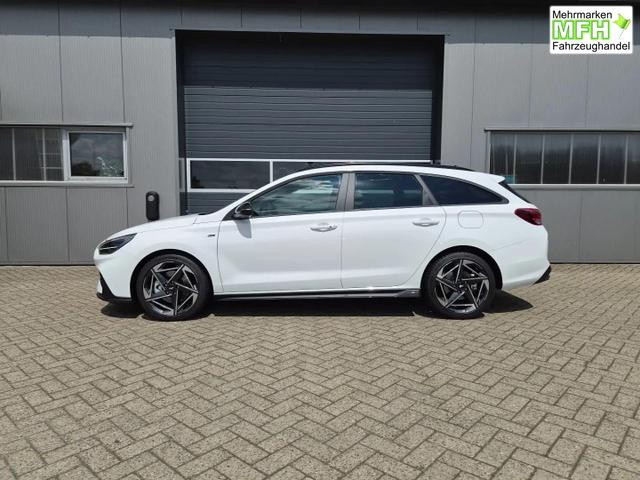 Hyundai i30 Kombi 1.6 T-GDI 150PS Automatik N-Line Sitzheizung Lenkradheizung Klimaautomatik Navi 10,3"-Touchscreen Bluelink Apple CarPlay + Android Auto PDC v+h R&uuml;ckf.Kamera 18-LM 
