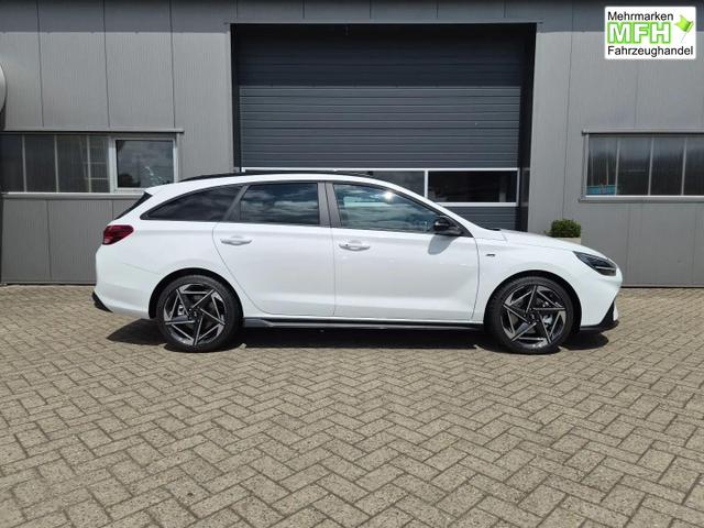Hyundai i30 Kombi 1.6 T-GDI 150PS Automatik N-Line Sitzheizung Lenkradheizung Klimaautomatik Navi 10,3"-Touchscreen Bluelink Apple CarPlay + Android Auto PDC v+h R&uuml;ckf.Kamera 18-LM 