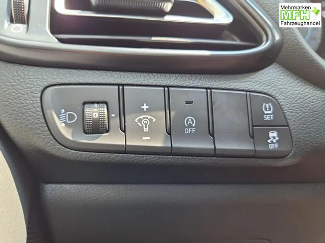 Hyundai i30 Kombi 1.6 T-GDI 150PS Automatik N-Line Sitzheizung Lenkradheizung Klimaautomatik Navi 10,3"-Touchscreen Bluelink Apple CarPlay + Android Auto PDC v+h R&uuml;ckf.Kamera 18-LM 