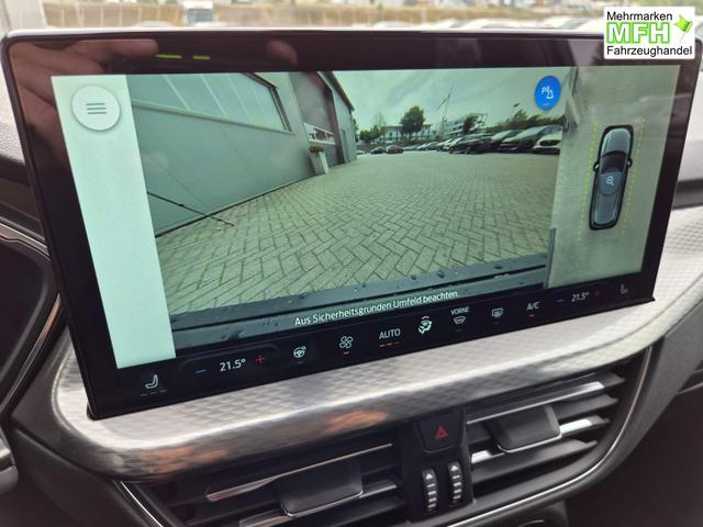 Ford Kuga Titanium 243PS PHEV Automatik Sitzheizung v+h Lenkradheizung Frontscheibe beheizb. Klimaautomatik Navi SYNC4 Apple CarPlay Android Auto Touchscreen PDC 4xKamera 2xKeyless 17"LM vollelektr. Reichweite 66KM 