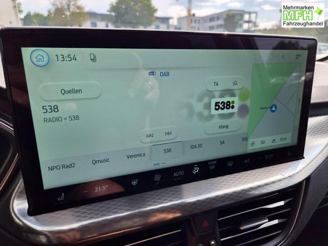 Ford Kuga Titanium 243PS PHEV Automatik elektr. PanoDach Sitzheizung v+h Lenkradheizung Frontscheibe beheizb. Klimaautomatik Navi SYNC4 Apple CarPlay Android Auto Touchscreen PDC 4xKamera 2xKeyless 17"LM vollelektr. Reichweite 66KM 