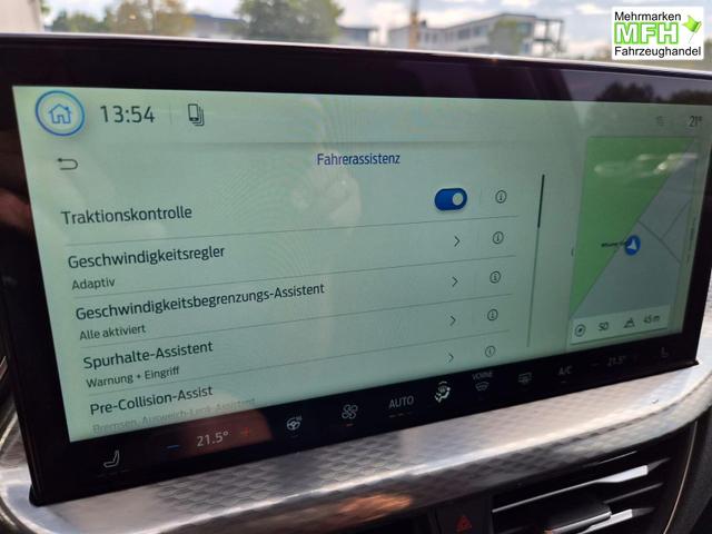 Ford Kuga Titanium 243PS PHEV Automatik elektr. PanoDach Sitzheizung v+h Lenkradheizung Frontscheibe beheizb. Klimaautomatik Navi SYNC4 Apple CarPlay Android Auto Touchscreen PDC 4xKamera 2xKeyless 17"LM vollelektr. Reichweite 66KM 
