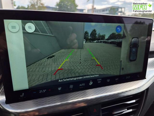 Ford Kuga Titanium 243PS PHEV Automatik elektr. PanoDach Sitzheizung v+h Lenkradheizung Frontscheibe beheizb. Klimaautomatik Navi SYNC4 Apple CarPlay Android Auto Touchscreen PDC 4xKamera 2xKeyless 17"LM vollelektr. Reichweite 66KM 