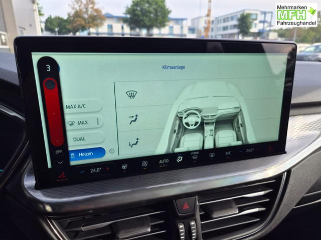 Ford Kuga Titanium 243PS PHEV Automatik schwenkb. AHK elektr. PanoDach Sitzheizung v+h Lenkradheizung Frontscheibe beheizb. Klimaautomatik Navi SYNC4 Apple CarPlay Android Auto Touchscreen PDC 4xKamera 2xKeyless 17"LM vollelektr. Reichweite 66KM 