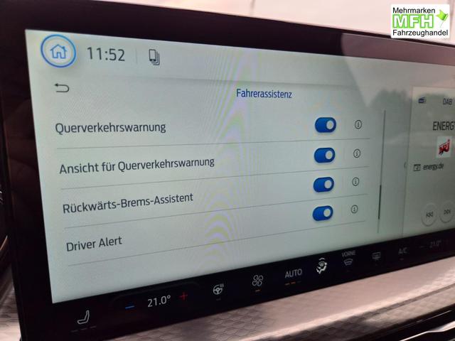 Ford Kuga Titanium 243PS PHEV Automatik schwenkb. AHK Sitzheizung v+h Lenkradheizung Frontscheibe beheizb. Klimaautomatik Navi SYNC4 Apple CarPlay Android Auto Touchscreen PDC 4xKamera 2xKeyless 17"LM vollelektr. Reichweite 66KM 