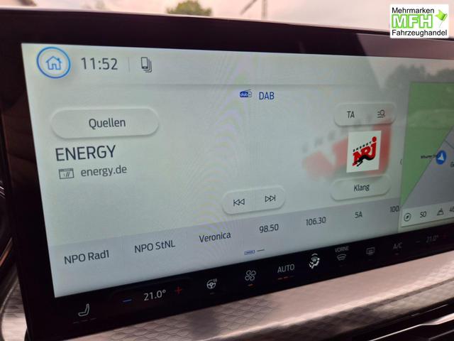 Ford Kuga Titanium 243PS PHEV Automatik schwenkb. AHK Sitzheizung v+h Lenkradheizung Frontscheibe beheizb. Klimaautomatik Navi SYNC4 Apple CarPlay Android Auto Touchscreen PDC 4xKamera 2xKeyless 17"LM vollelektr. Reichweite 66KM 