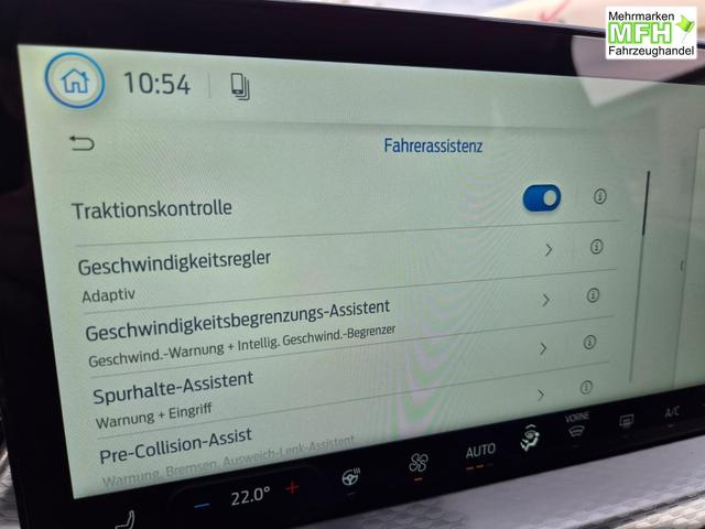 Ford Kuga Titanium 243PS PHEV Automatik schwenkb. AHK Sitzheizung v+h Lenkradheizung Frontscheibe beheizb. Klimaautomatik Navi SYNC4 Apple CarPlay Android Auto Touchscreen PDC 4xKamera 2xKeyless 17"LM vollelektr. Reichweite 66KM 