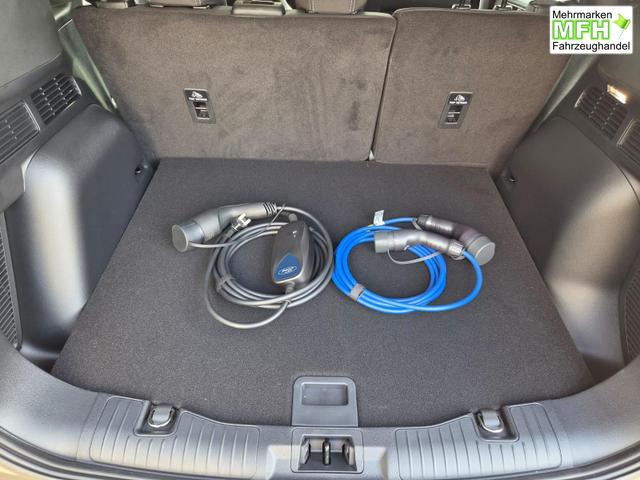 Ford Kuga Titanium 243PS PHEV Automatik Sitzheizung v+h Lenkradheizung Frontscheibe beheizb. Klimaautomatik Navi SYNC4 Apple CarPlay Android Auto Touchscreen PDC 4xKamera 2xKeyless 17"LM vollelektr. Reichweite 66KM 