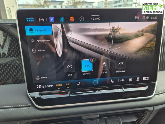 Volkswagen Tiguan Life 1,5 l eHybrid OPF 204PS DSG Design Paket "Dark" LED-Plus-Scheinw. elektr. Heckklappe Sitzheizung v+h Lenkradheizung R&uuml;ckf.Kamera Klimaautomatik VW-Radio Bluetooth wireless Apple CarPlay + Android Auto PDC ACC 2xKeyless Digital Cockpit 