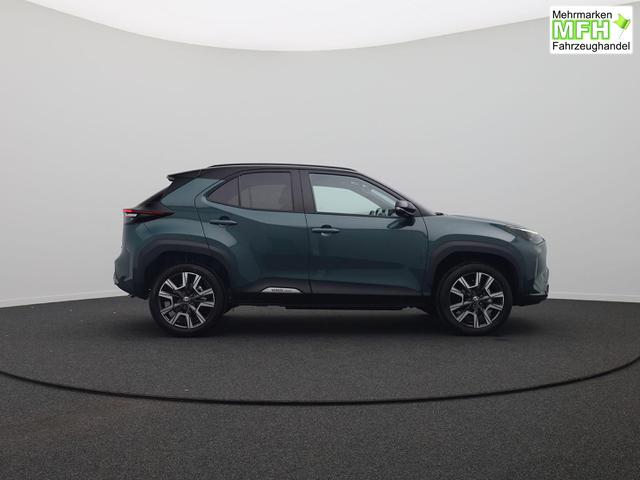 Toyota Yaris Cross 1.5-l 130PS HEV Automatik Style Matrix-LED 4xKamera elektr. Heckklappe Sitzheizung Lenkradheizung Klimaautomatik Navi Bluetooth wireless Apple CarPlay + Android Auto ACC PDC v+h 18"LM 