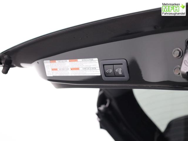 Toyota Yaris Cross 1.5-l 130PS HEV Automatik Style Matrix-LED 4xKamera elektr. Heckklappe Sitzheizung Lenkradheizung Klimaautomatik Navi Bluetooth wireless Apple CarPlay + Android Auto ACC PDC v+h 18"LM 