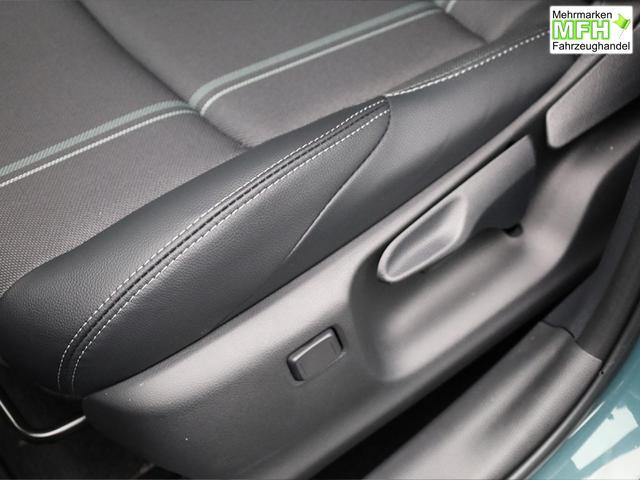 Toyota Yaris Cross 1.5-l 130PS HEV Automatik Style Matrix-LED 4xKamera elektr. Heckklappe Sitzheizung Lenkradheizung Klimaautomatik Navi Bluetooth wireless Apple CarPlay + Android Auto ACC PDC v+h 18"LM 
