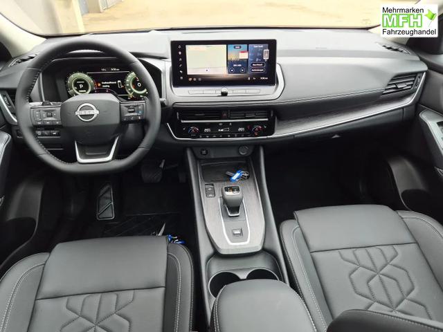 Nissan Qashqai 1.3 DIG-T MHEV 158 PS X-Tronic Tekna Voll-Leder Klimaautomatik PanoGlasdach Sitzheizung Lenkradheizung Navi Head-Up Display elektr. Heckklappe ACC PDC v+h 360&deg;Kamera DAB Bluetooth Touchscreen Apple CarPlay Android Auto 19"LM 
