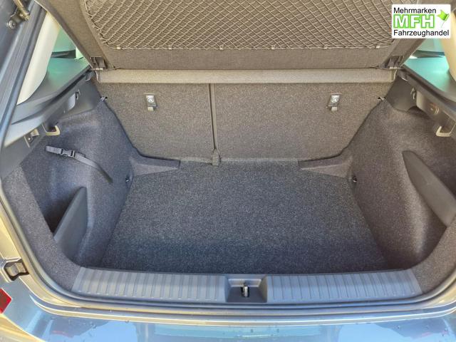 Skoda Kamiq 1.5 TSI 150PS DSG Selection AHK Klimaautomatik Sitzheizung R&uuml;ckf.Kamera PDC Apple CarPlay + Android Auto Tempomat Garantieverl&auml;ngerung 16"LM 