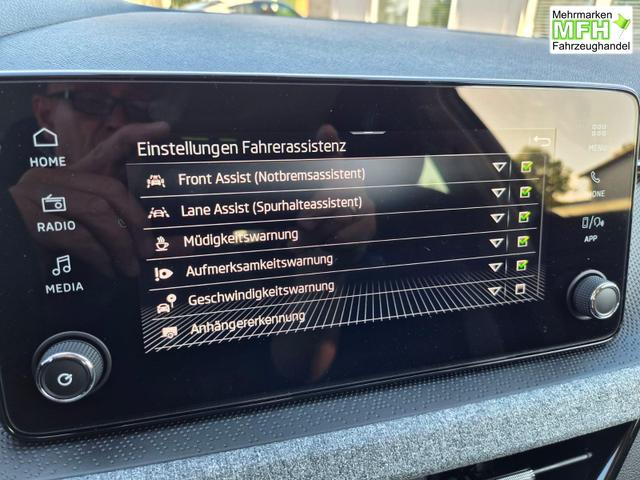 Skoda Kamiq 1.5 TSI 150PS DSG Selection AHK Klimaautomatik Sitzheizung R&uuml;ckf.Kamera PDC Apple CarPlay + Android Auto Tempomat Garantieverl&auml;ngerung 16"LM 